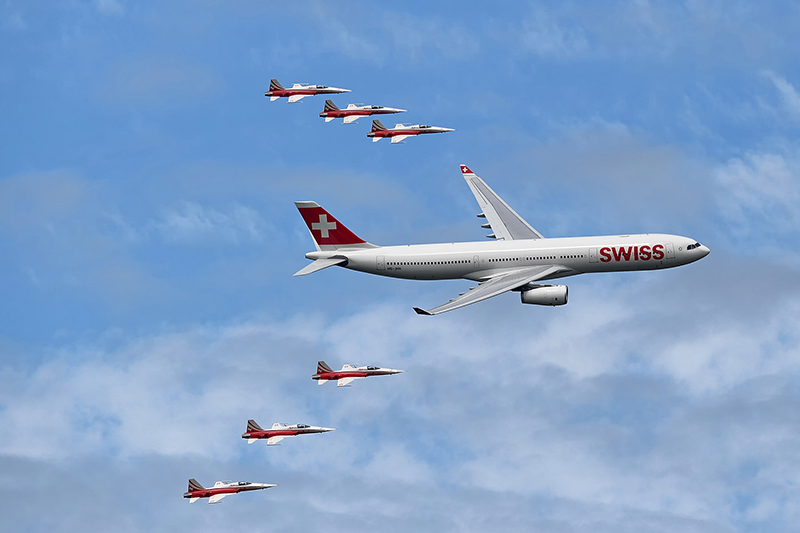 Swissair’s A330-300 and the Swiss Airforce demonstration team Patrouille Suisse